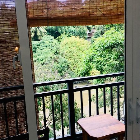 Jenushi Homestay แคนดี้ ภายนอก รูปภาพ