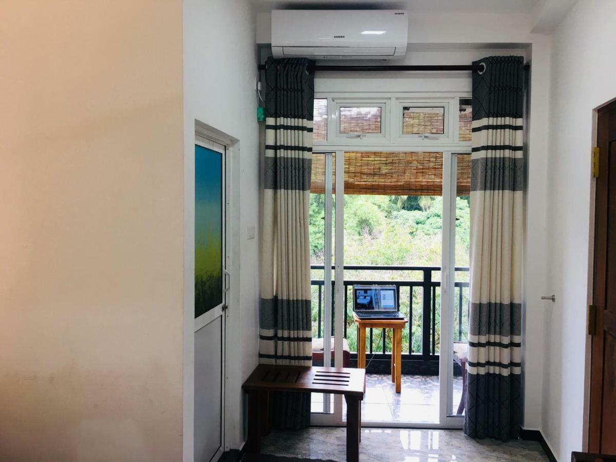Jenushi Homestay แคนดี้ ภายนอก รูปภาพ